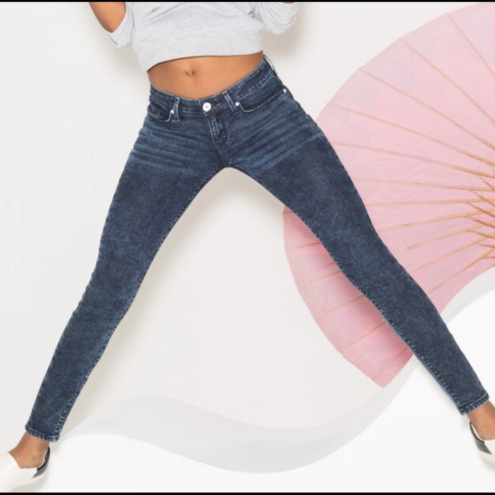 LEVIS Low rise Jeggings size 0 W-24